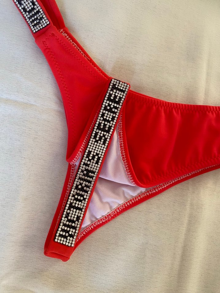 Kırmızı Parlak Midi Brazilyan kesim kadın bikini altı - Görsel 2