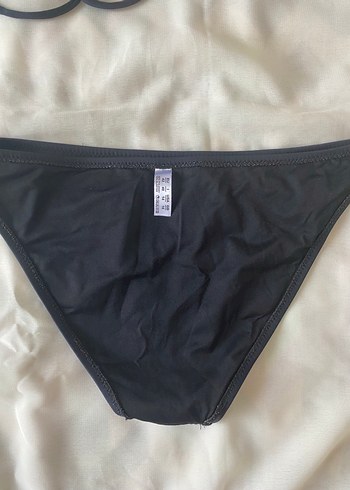Diğer Siyah Strappy Göğüs Destekli Bikini Üstü ve Altı