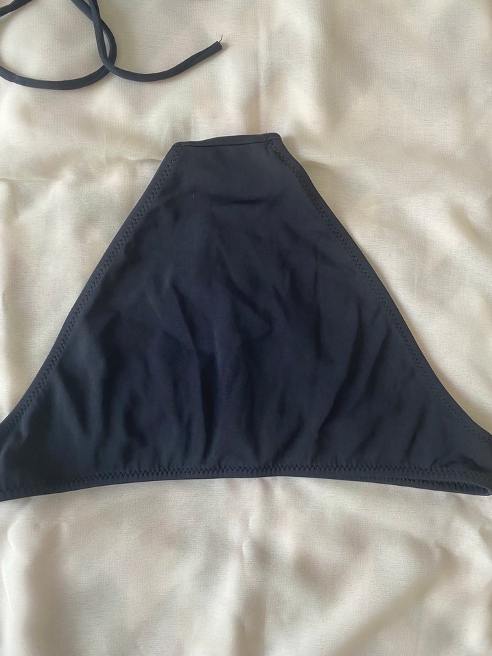 Siyah Strappy Göğüs Destekli Bikini Üstü ve Altı - Görsel 5