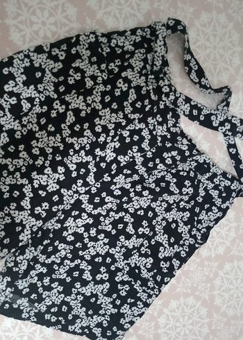 Mini çiçekli şort