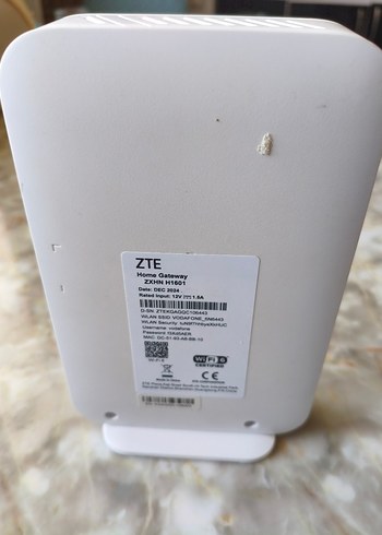 Beyaz ZTE WiFi 6 fiber Modem ve Adaptör kablo Seti - Görsel 4