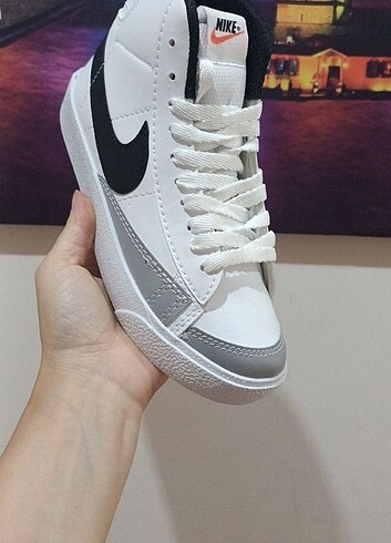 NİKE BLAZER SPOR AYAKKABI 