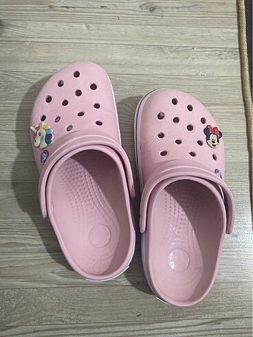 Crocs terlik