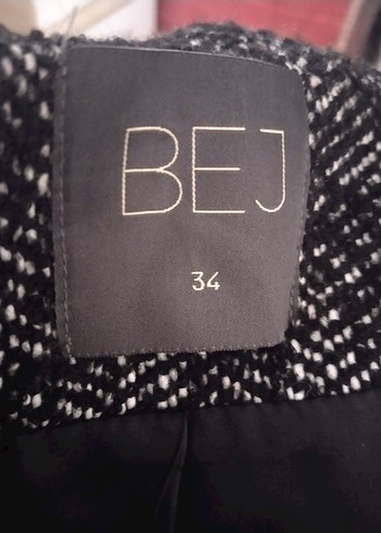 Kürk kapüşonlu, fermuarlı kaban - Görsel 4