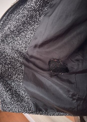 Kürk kapüşonlu, fermuarlı kaban - Görsel 3