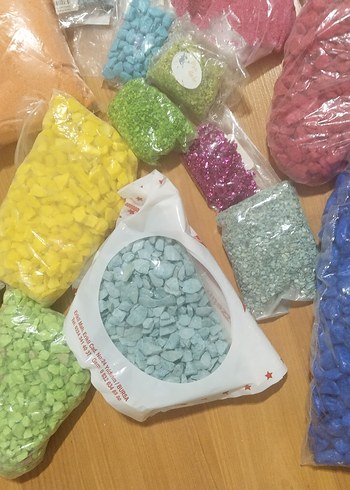 Renkli taşlar ve kumlar - Görsel 2