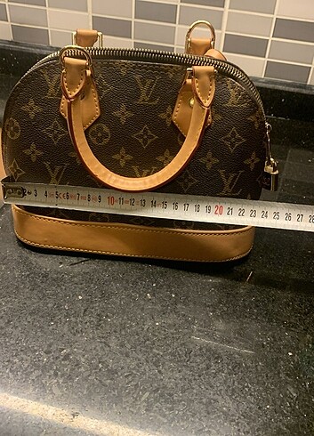 Louis Vuitton çanta 