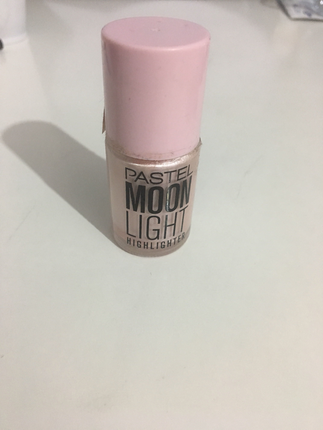 Pastel moonlight highlighter