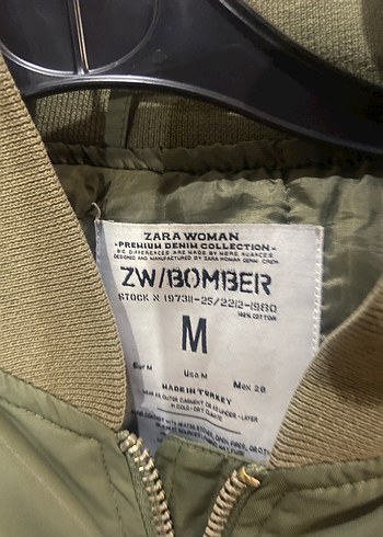 Zara Zara yeşil bomber ceket