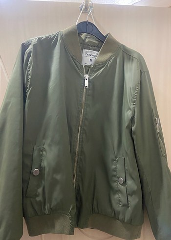 m Beden yeşil Renk Zara yeşil bomber ceket