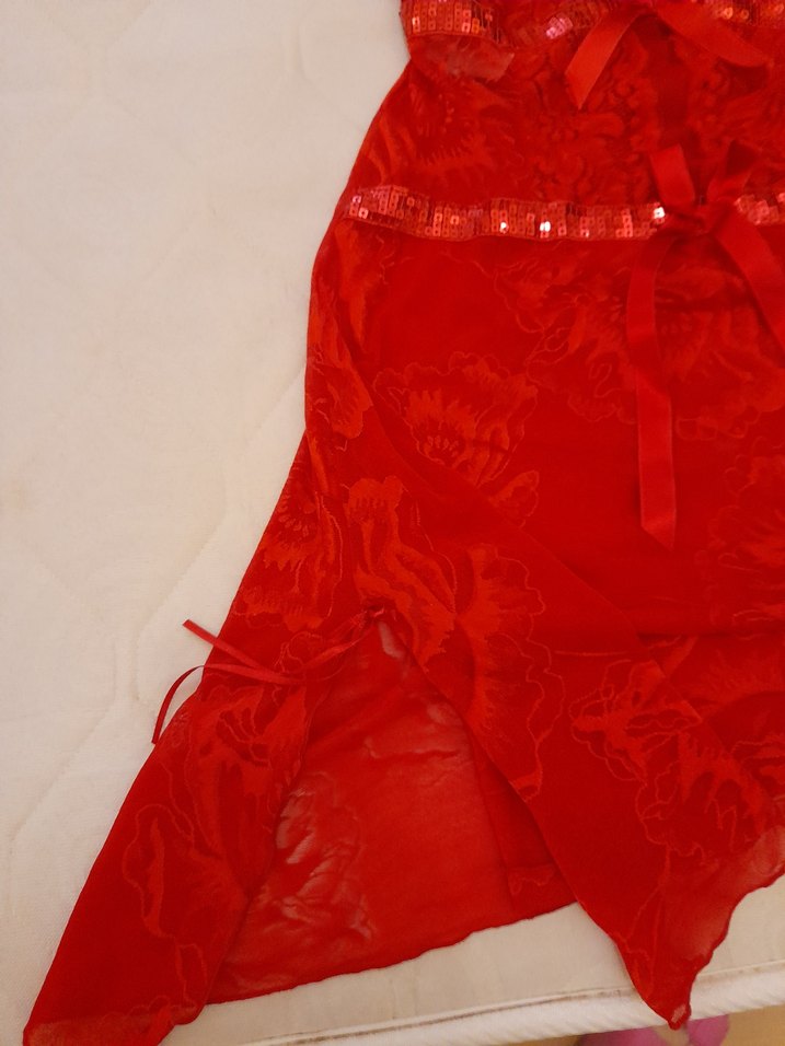 Kırmızı Desenli İnce Askılı Kadın Gecelik - Görsel 4