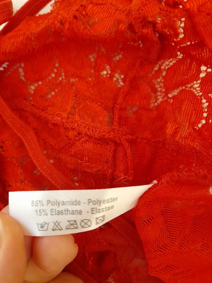 Kırmızı Desenli İnce Askılı Kadın Gecelik - Görsel 5