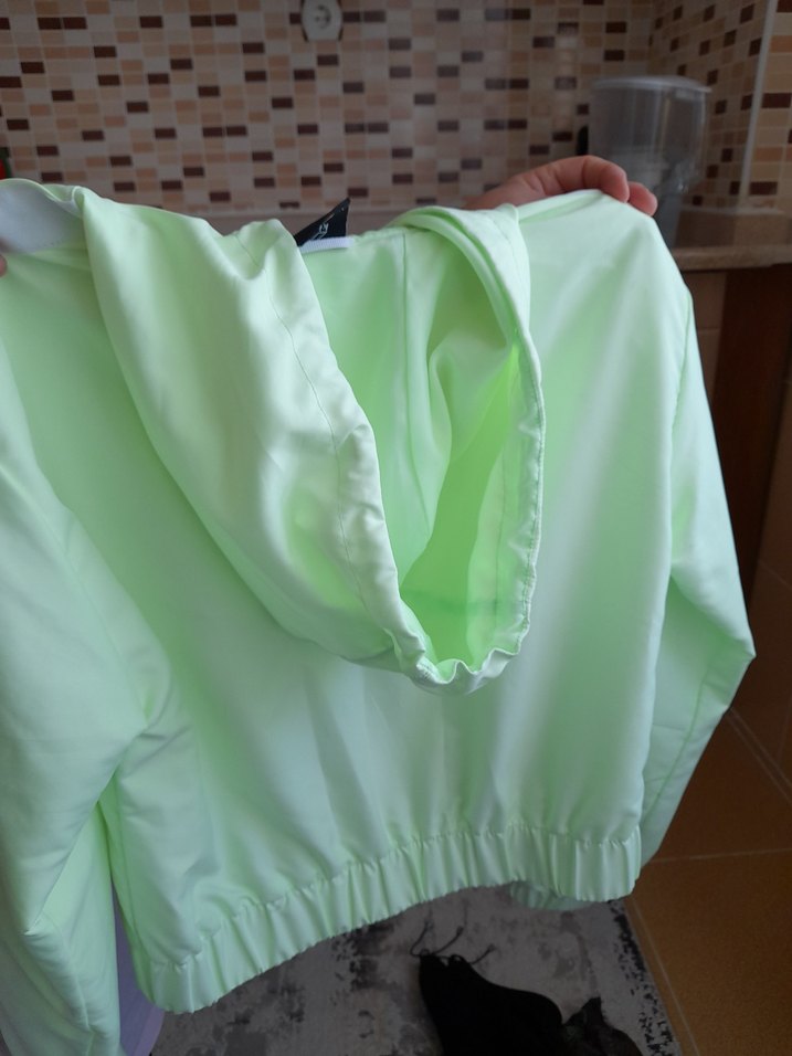 Kadın Yeşil V-Yaka Fermuarlı Ceket,yağmurluk,xs kinetix - Görsel 3