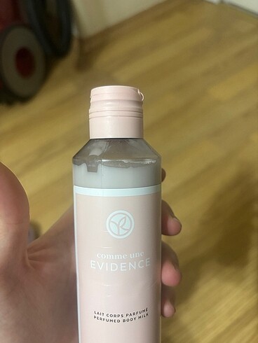 Beden Renk Comme une evidence yves rocher krem