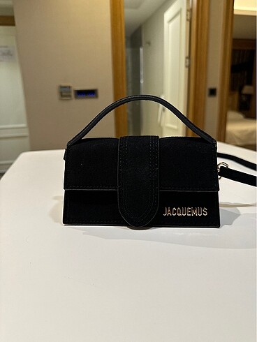 Beden JACQUEMUS süet siyah çanta