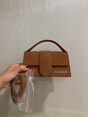 Jacquemus süet çanta