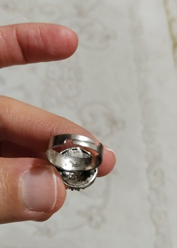 Siyah Boncuklu Gotik Kadın Yüzük - Görsel 7