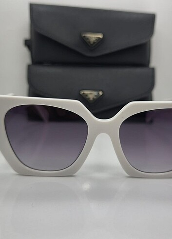 Prada güneş gözlüğü  - Görsel 2