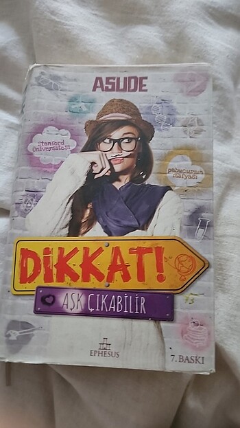 Ciltli Dikkat Aşk Çıkabilir Asude 