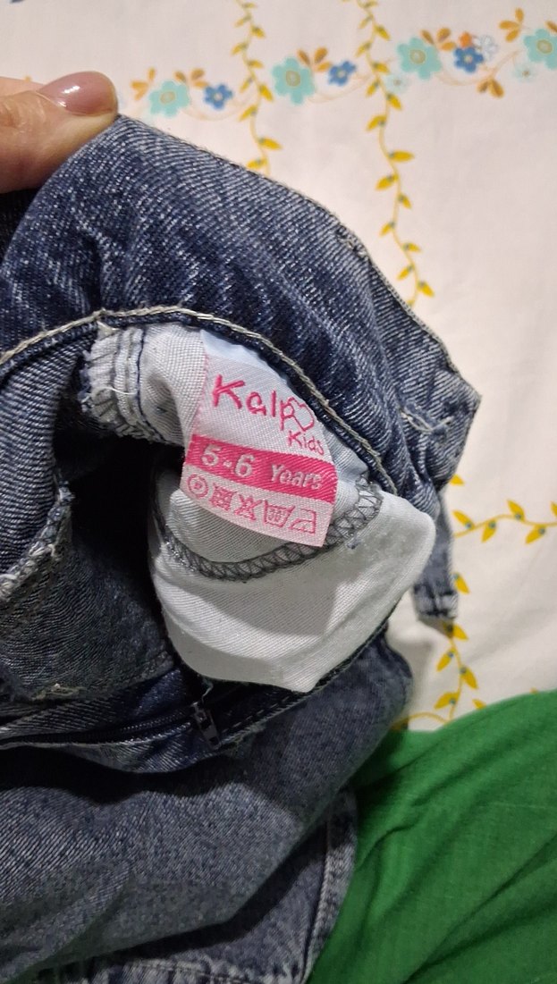 Gri Renkli Bol Kesim kız Kot Pantolon - Görsel 4