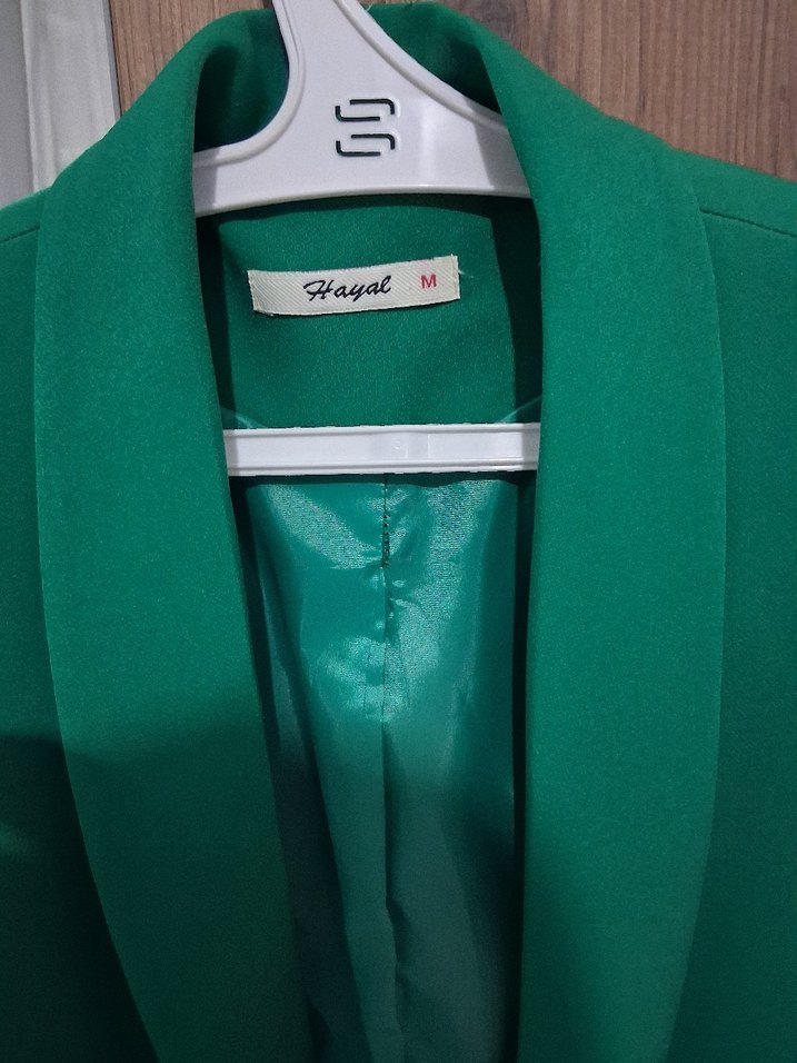 Kadın Yeşil Düğmeli Midi Blazer Ceket - Görsel 3