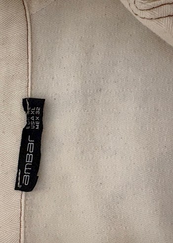 Düğmeli Kısa Kollu Beyaz Keten Kadın Ceket - Görsel 3