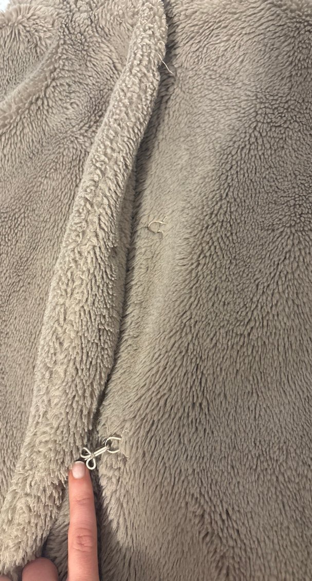 Bej Kapüşonlu Peluş Kadın Ceket - Görsel 3