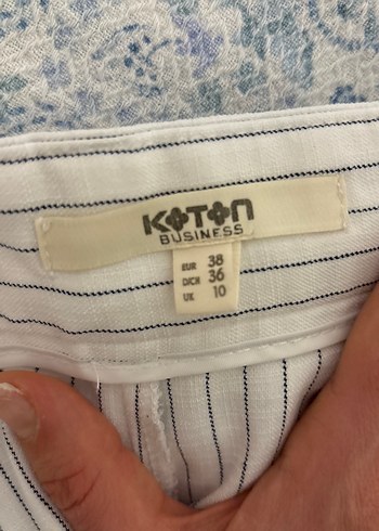 Düğmeli Beyaz Midi Kadın Takım Elbise - Görsel 5