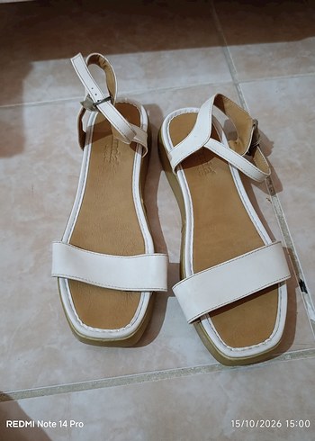 Diğer Ekru Platform Sandalet