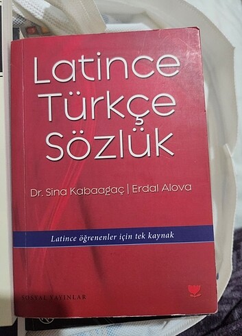 Latince Türkçe Sözlük 
