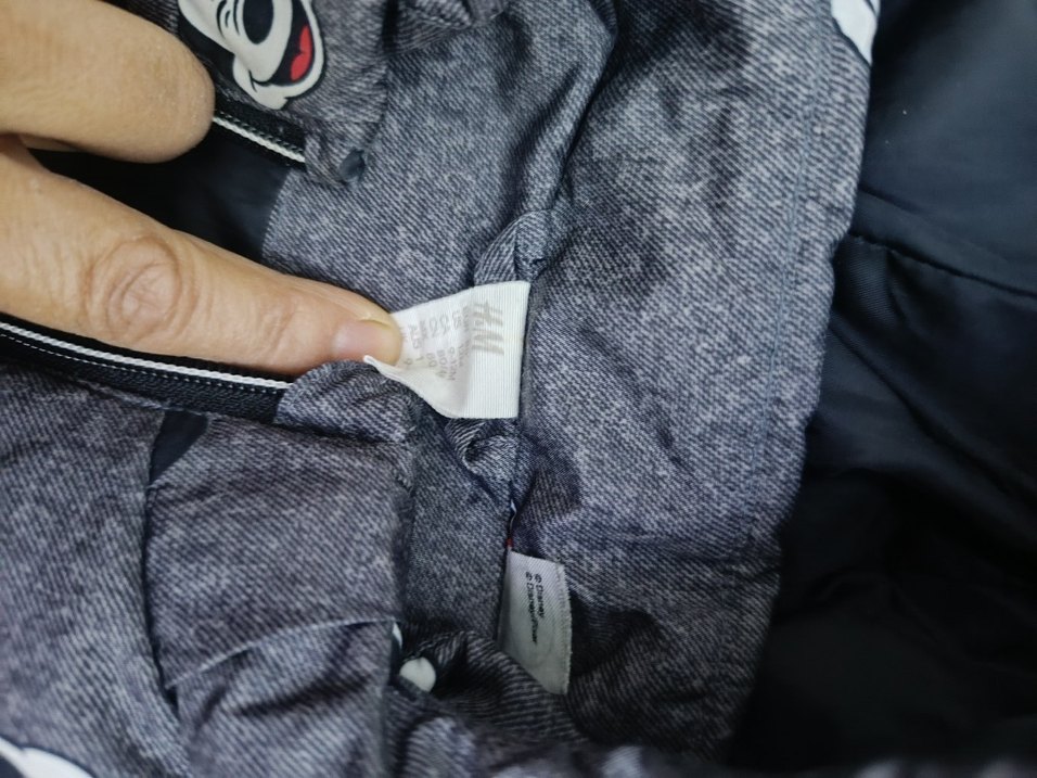 Kapüşonlu Mickey Mouse Desenli Erkek Çocuk Mont - Görsel 3