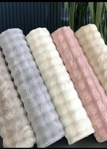 Merinos TAVŞAN TÜYÜ HALİ ????????