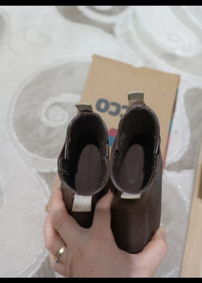 Kavrengi kız çocuk bot - Görsel 2