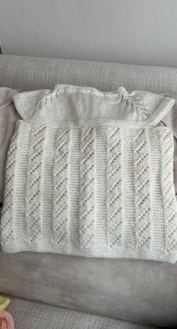 Çocuk El Örgüsü Kolsuz Hırka - Görsel 3