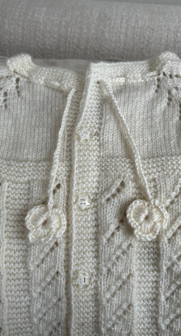 Çocuk El Örgüsü Kolsuz Hırka - Görsel 2