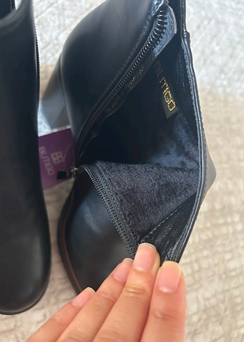 Siyah Kadın Topuklu Bot - Görsel 3