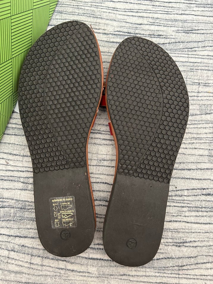 Kırmızı Kadın Terlik - Görsel 4