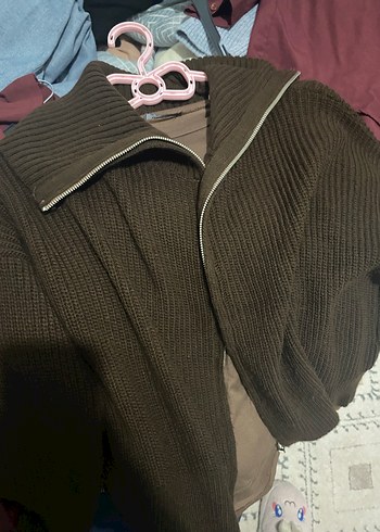 Kahverengi Fermuarlı Boğazlı Triko Kazak - Görsel 3