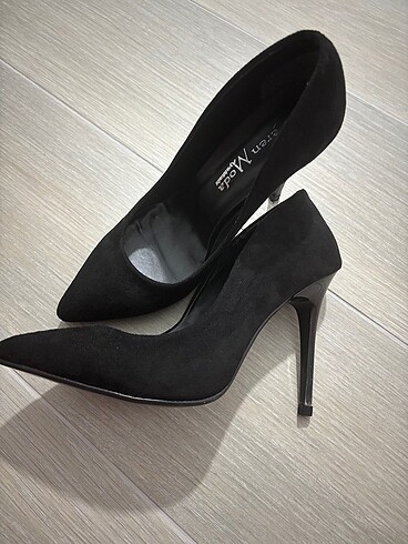 Diğer Stiletto