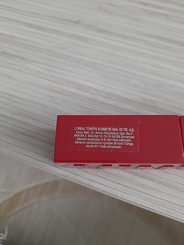 Beden Maybelline superstay 50 numara ruj