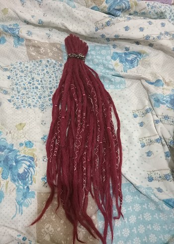  Beden kızıl rasta saç