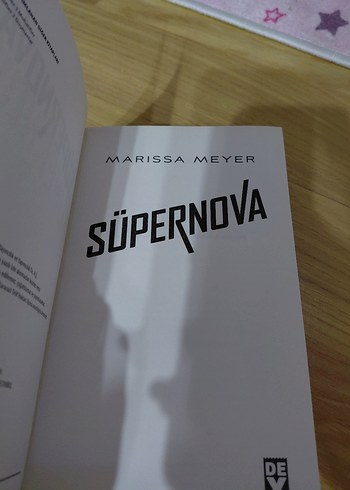 Beden Renk Süpernova - Marissa Meyer