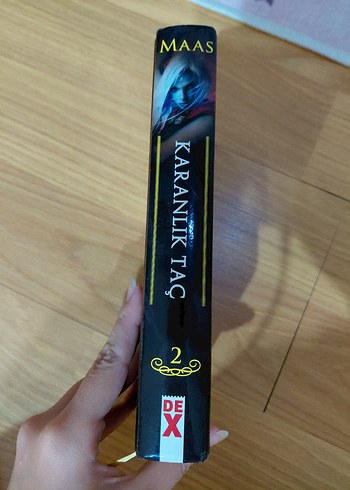 Karanlık Taç - Sarah J. Maas
