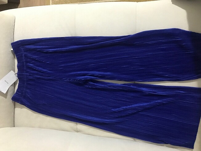 Bershka Tiril Tiril Yazlık Pantolon - Görsel 3