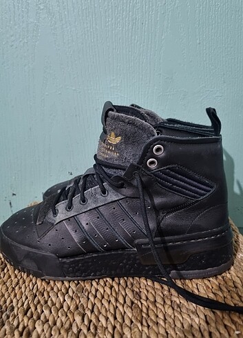 Beden Orjinal Adidas Rivalry RM