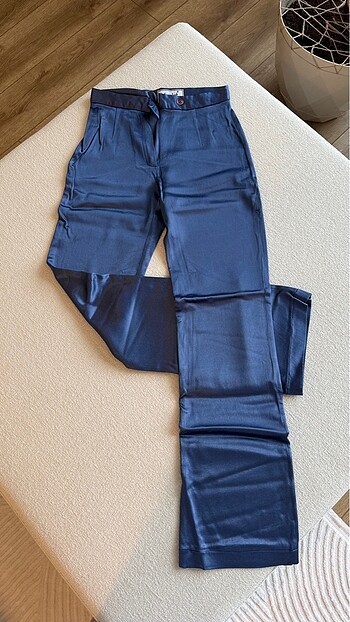 Lacivert saten pantolon