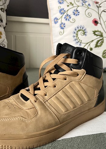 Açık Kahverengi bot - Görsel 2