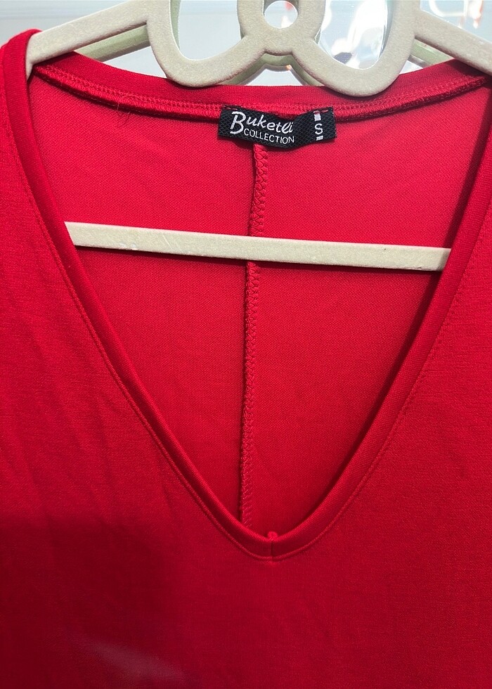 Kırmızı şık elbise - Görsel 4