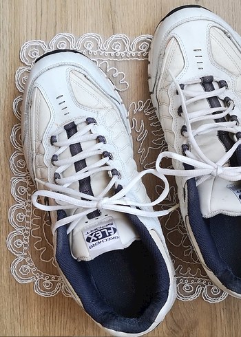 Skechers Erkek Beyaz Bağcıklı Spor Ayakkabı