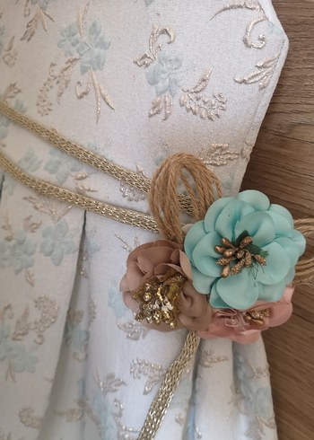 Kız Çocuk Beyaz Nakışlı Dantel Elbise - Görsel 5